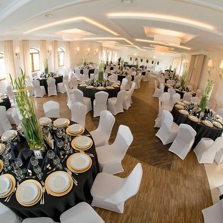 Potocki Dwor Hotel Jędrzejów Eksteriør billede