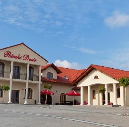 Potocki Dwor Hotel Jędrzejów Eksteriør billede